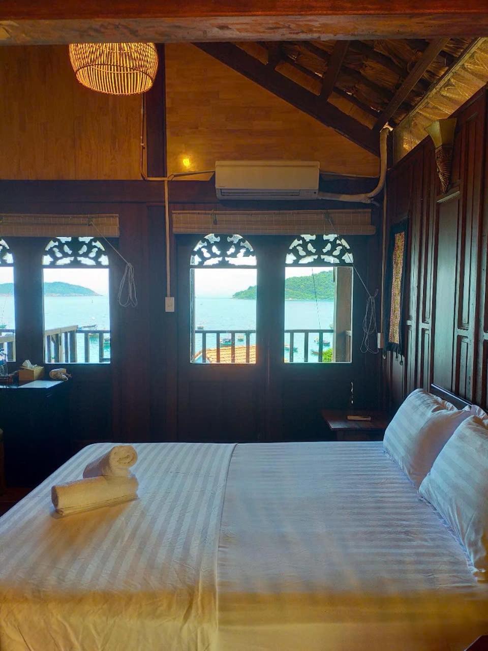 הוי אן Cham Island Wooden Cabin מראה חיצוני תמונה